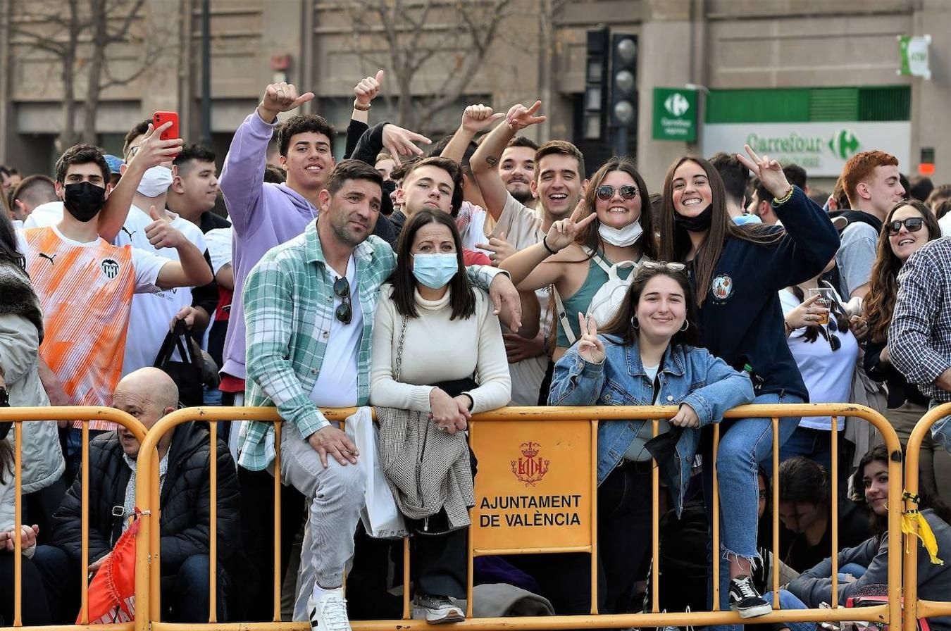 Fotos: Búscate en la mascletà del 2 de marzo de 2022