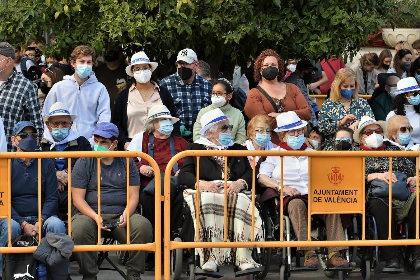 Fotos: Búscate en la mascletà del 2 de marzo de 2022