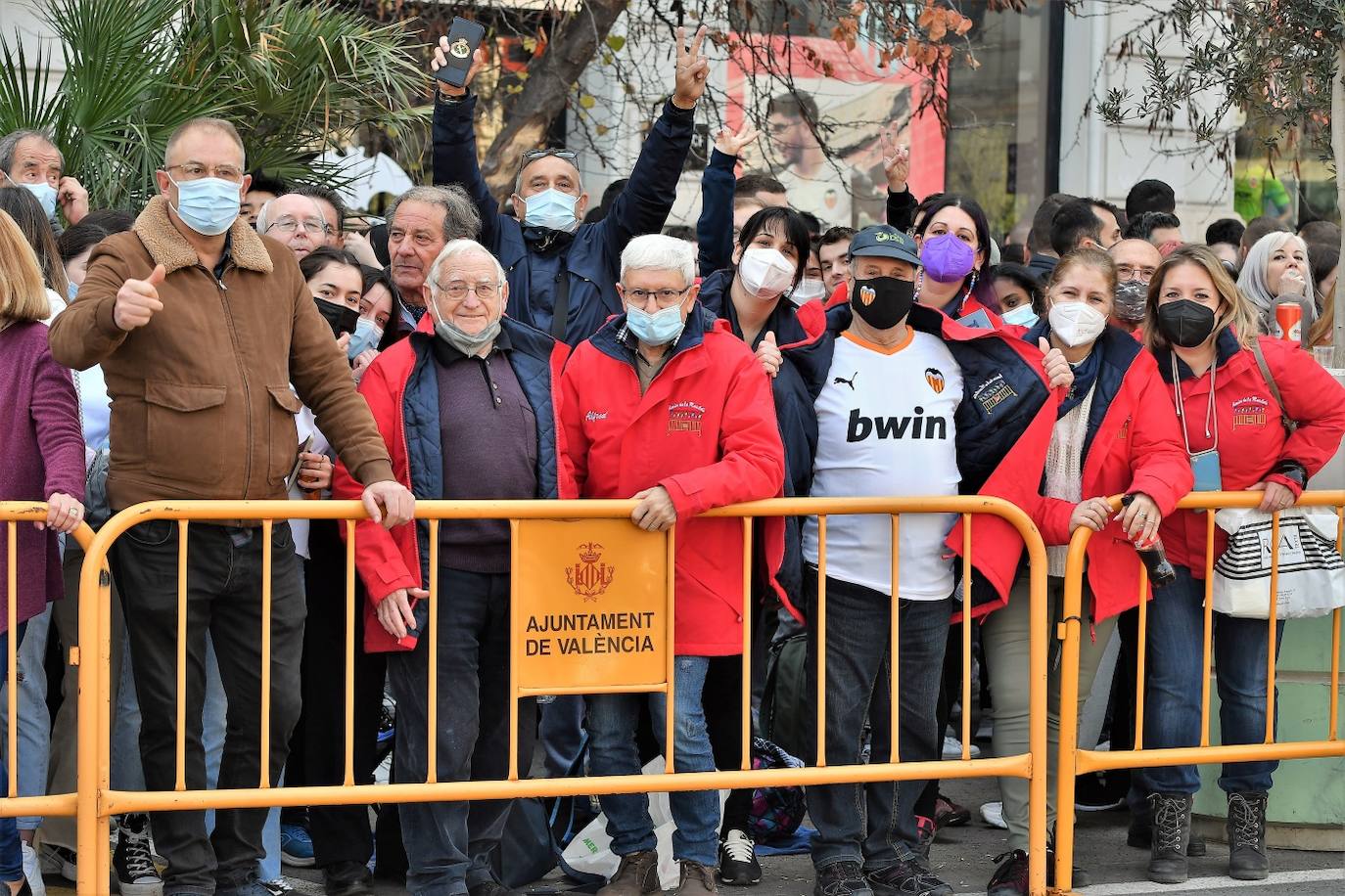 Fotos: Búscate en la mascletà del 3 de marzo de 2022