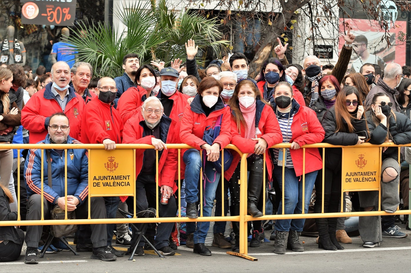 Fotos: Búscate en la mascletà del 5 de marzo de 2022