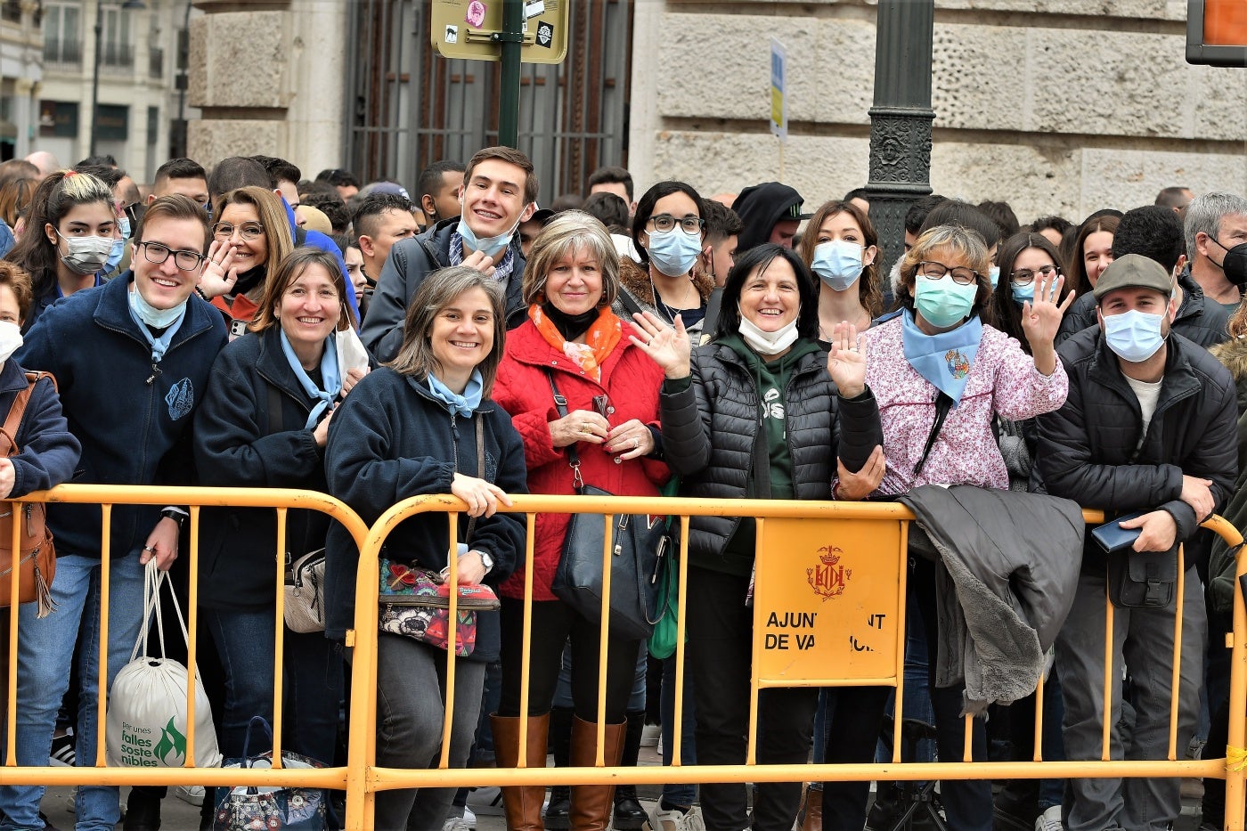 Fotos: Búscate en la mascletà del 5 de marzo de 2022