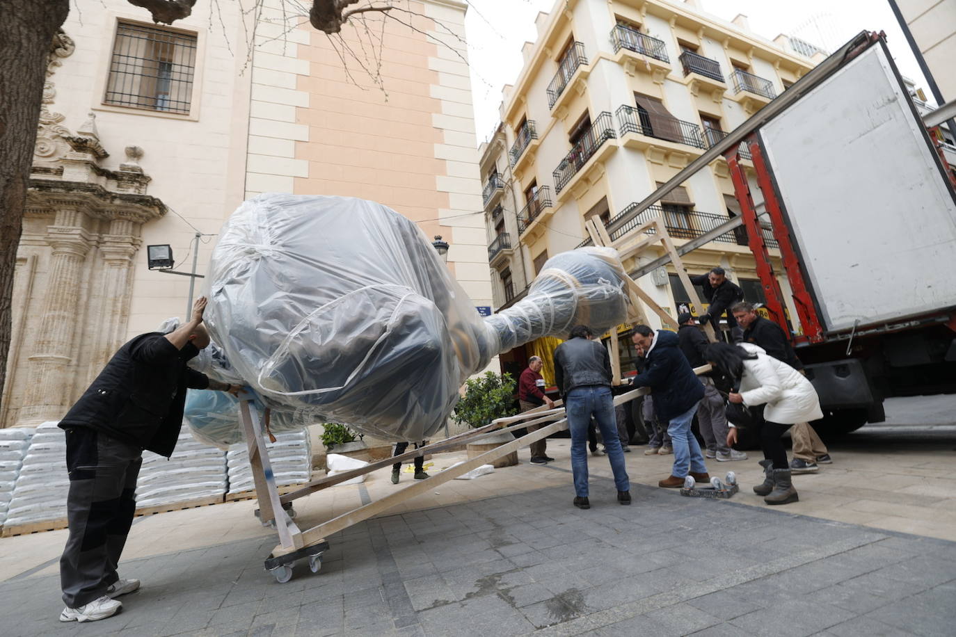 Fotos: Llegan las Fallas de especial a las calles