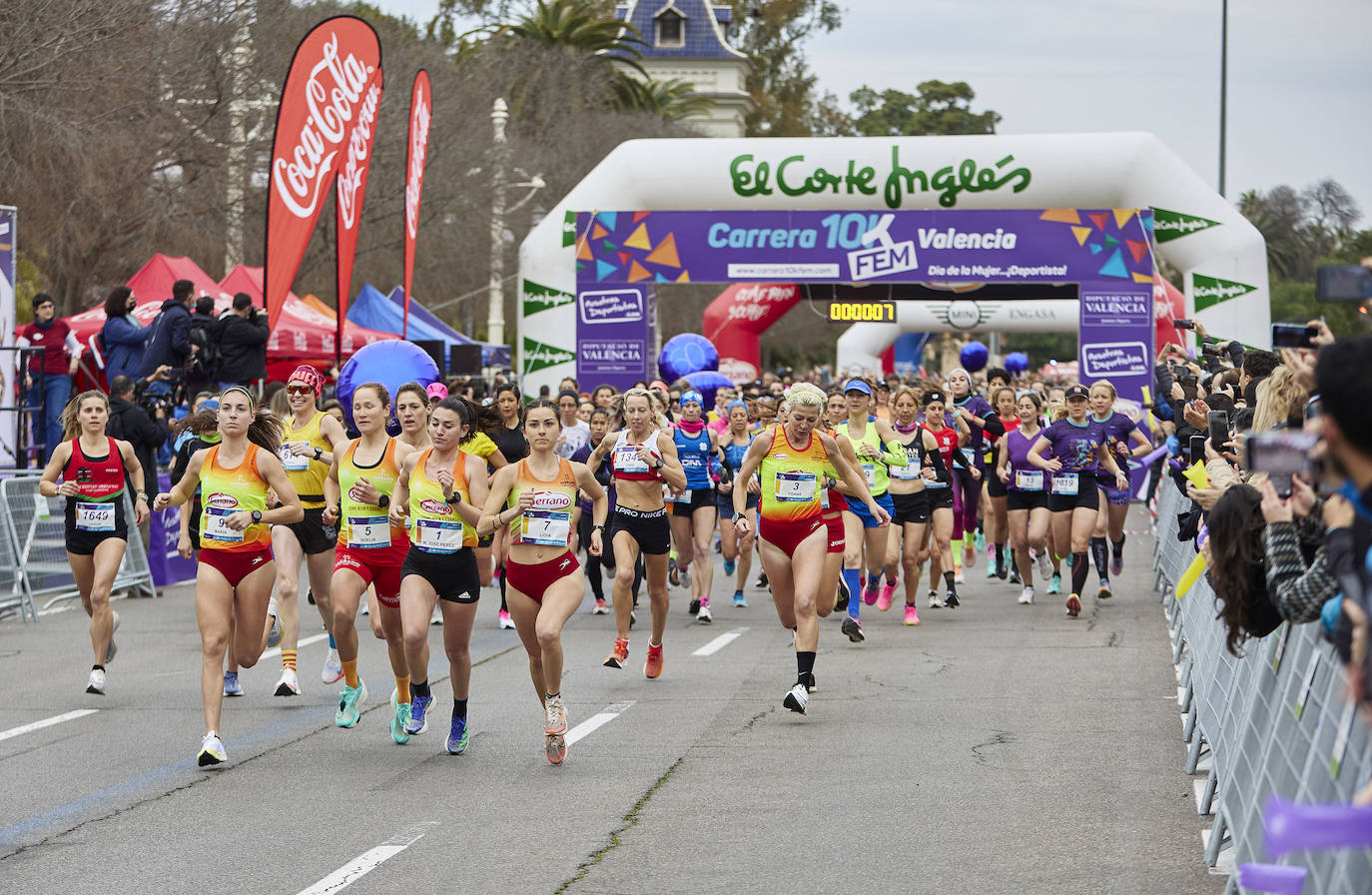 Fotos: Búscate en la carrera 10K Femenina de Valencia