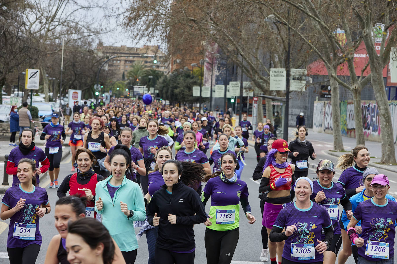 Fotos: Búscate en la carrera 10K Femenina de Valencia