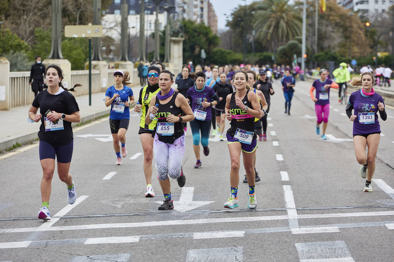 Fotos: Búscate en la carrera 10K Femenina de Valencia