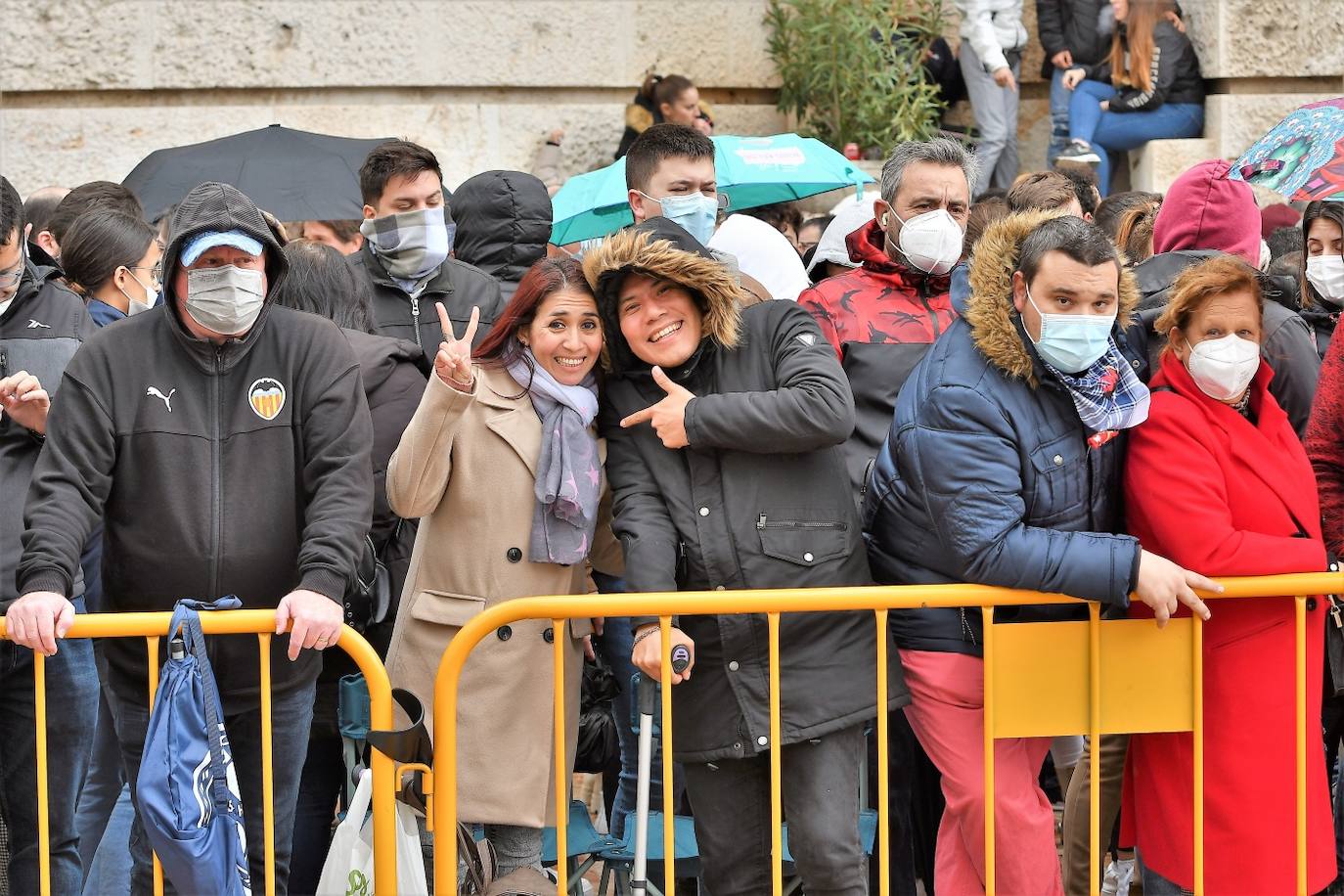 Fotos: Búscate en la mascletà del 6 de marzo de 2022