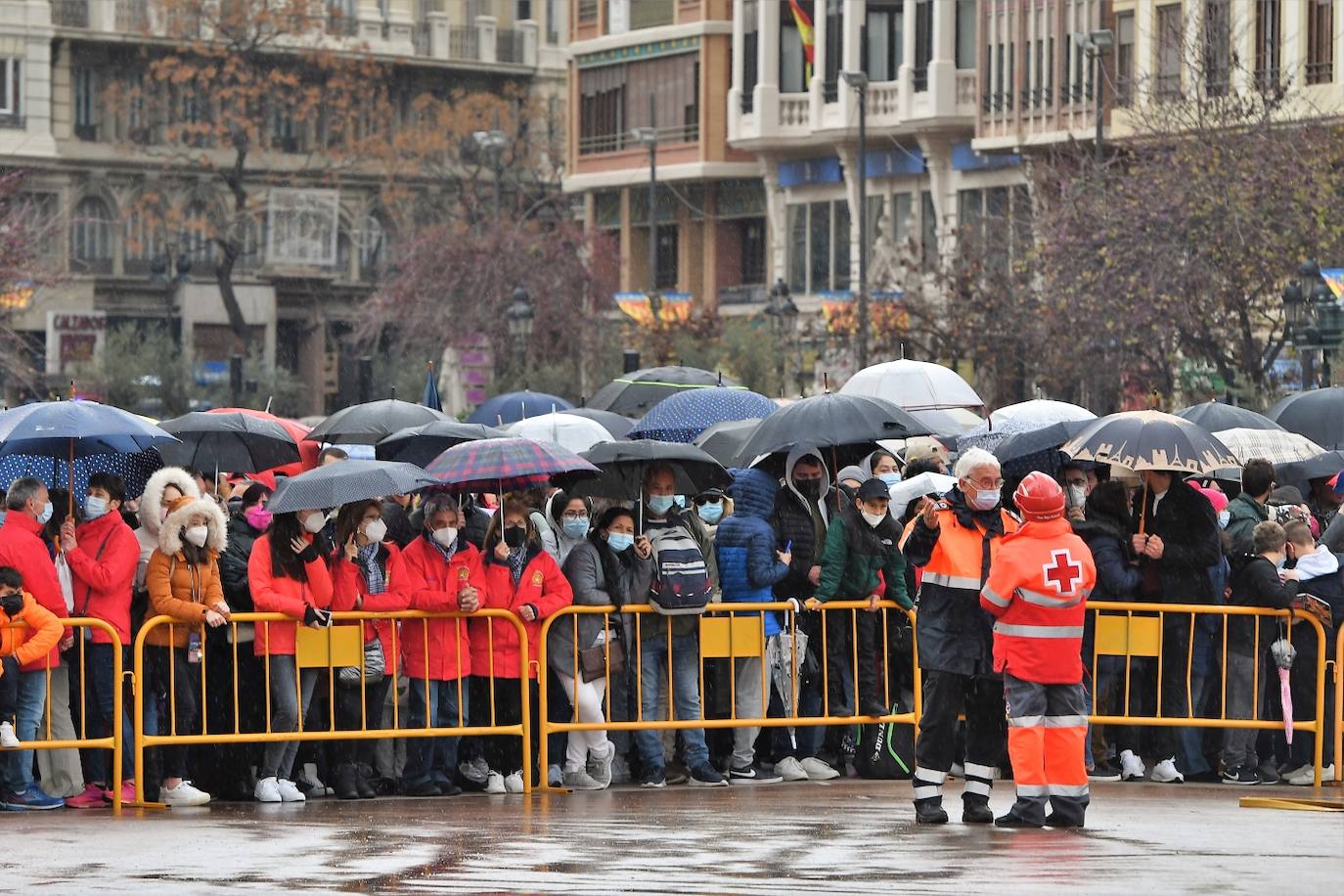 Fotos: Búscate en la mascletà del 6 de marzo de 2022