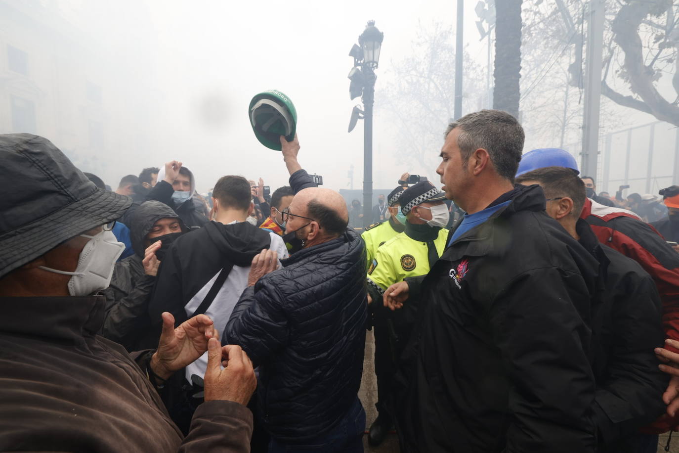 Fotos: Así ha sido la mascletà del 6 de marzo