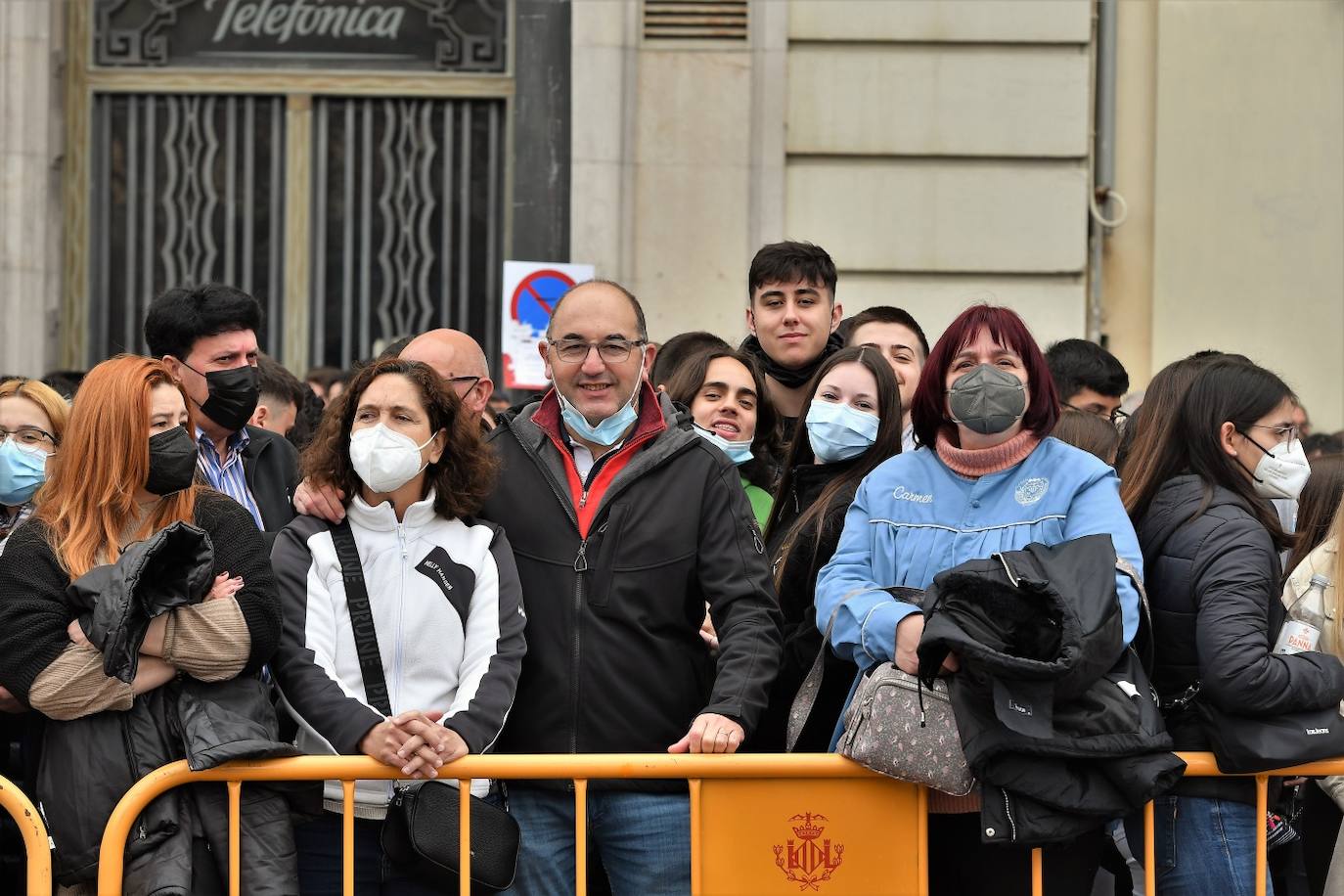 La mascletà del 8 de marzo, Día de la Mujer, ha sido disparada por Reyes Martí. 