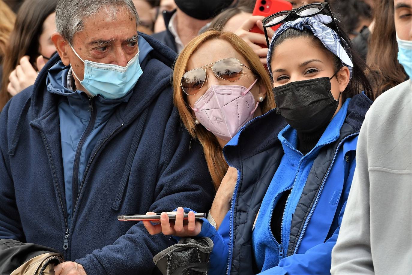 La mascletà del 8 de marzo, Día de la Mujer, ha sido disparada por Reyes Martí. 