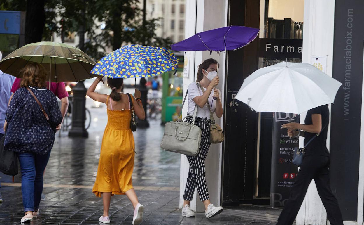 La lluvia amenaza la Comunitat. 