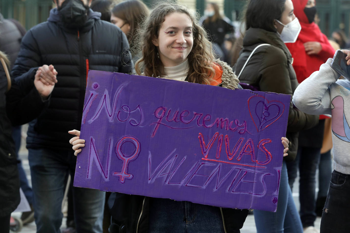 Fotos: Actos y manifestaciones feministas en Valencia por el 8M