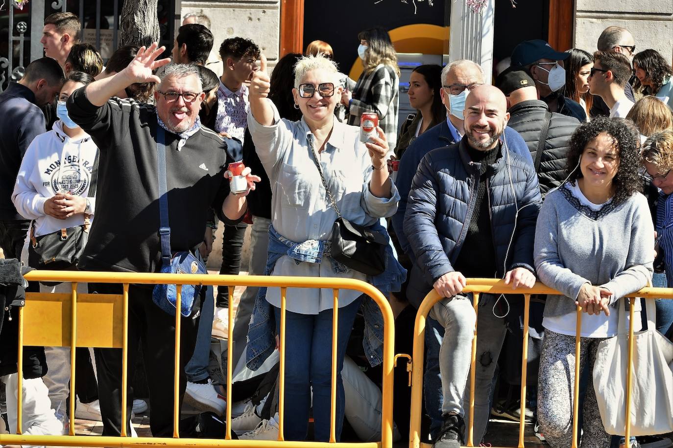 Fotos: Búscate en la mascletà del miércoles 9 de marzo