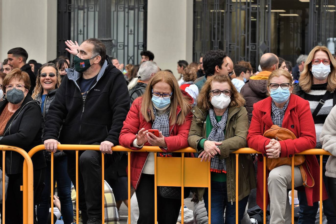 Fotos: Búscate en la mascletà del viernes 11 de marzo