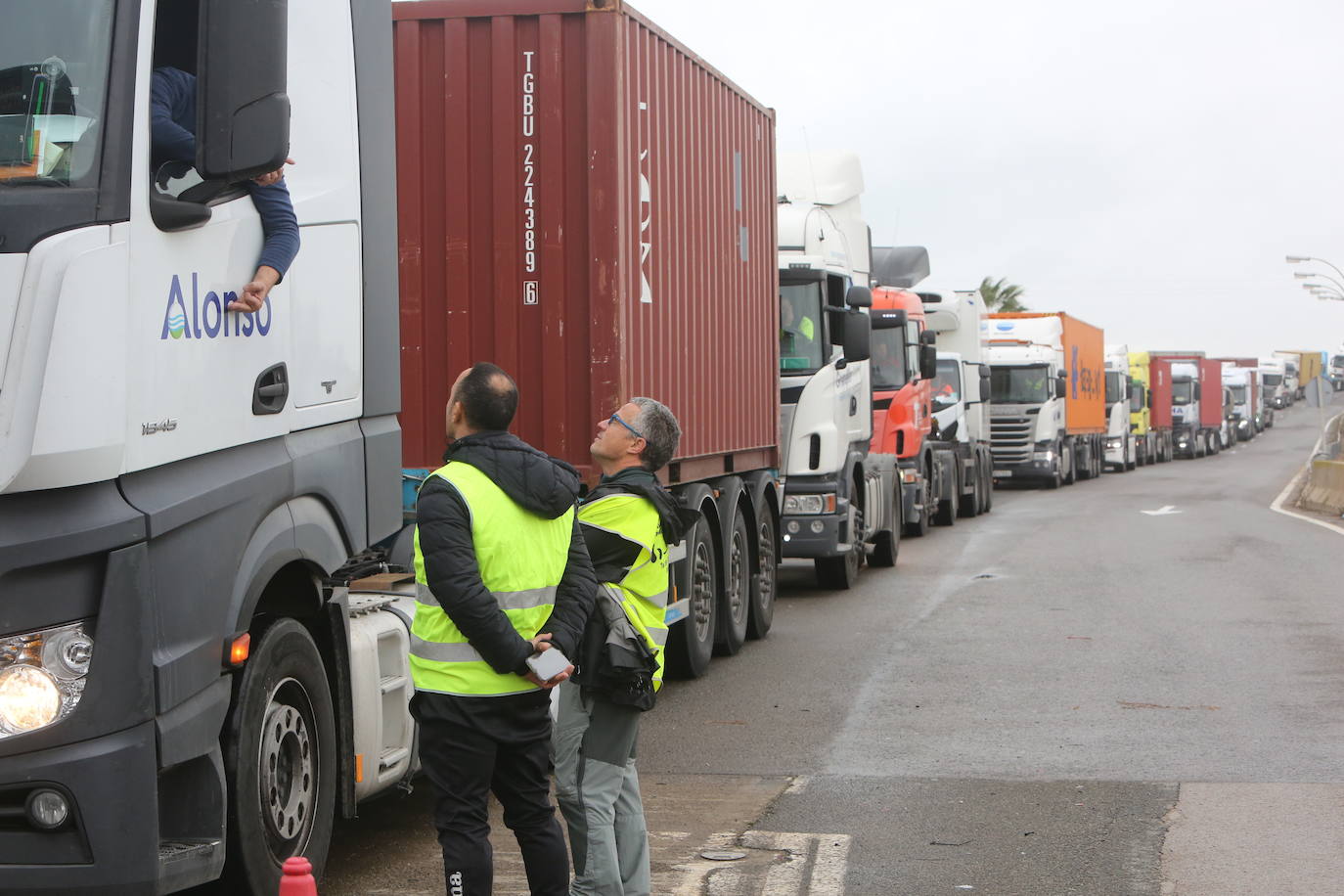 Fotos: Huelga de transportistas en Valencia