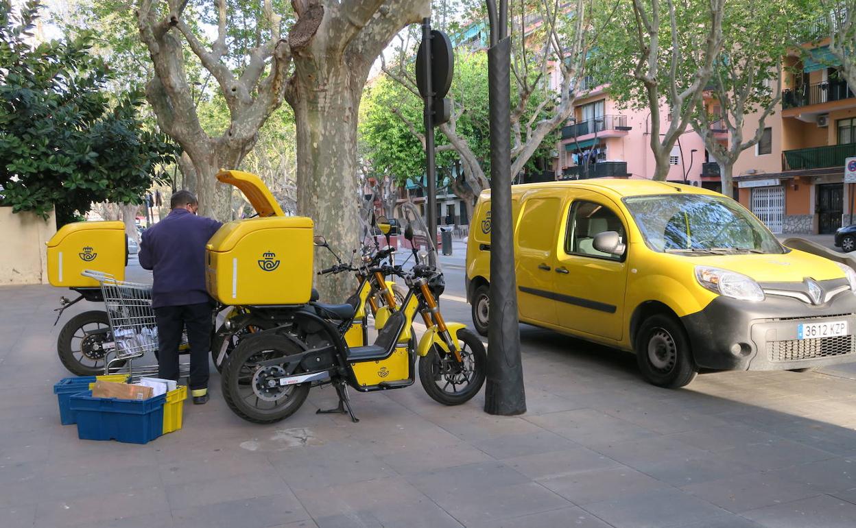 Cartero de Correos.