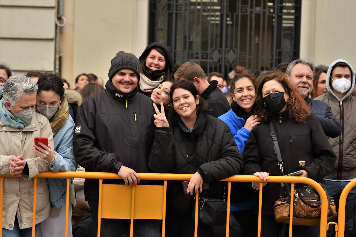 Fotos: Búscate en la mascletà del martes 15 de marzo de 2022