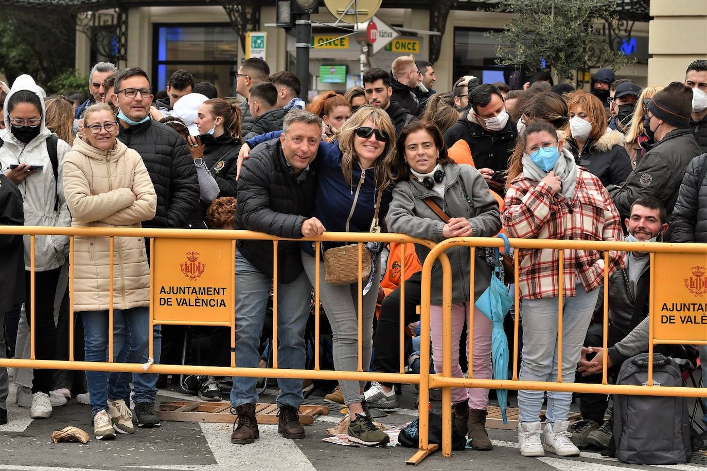 Fotos: Búscate en la mascletà del martes 15 de marzo de 2022