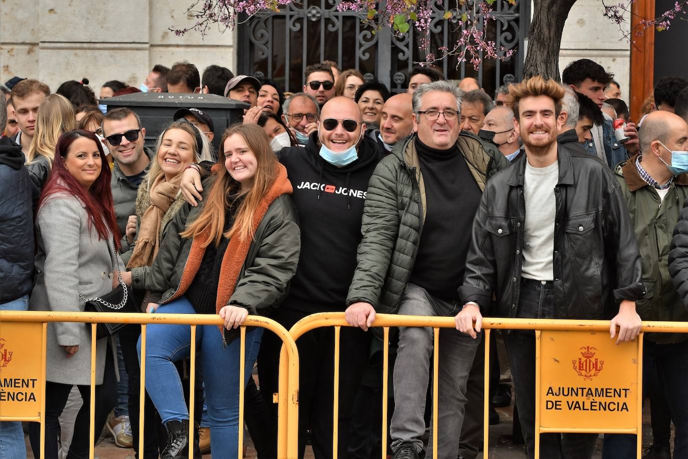 Fotos: Búscate en la mascletà del martes 15 de marzo de 2022