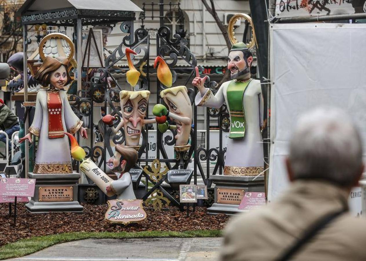 Fotos: Las fallas se ríen de los políticos