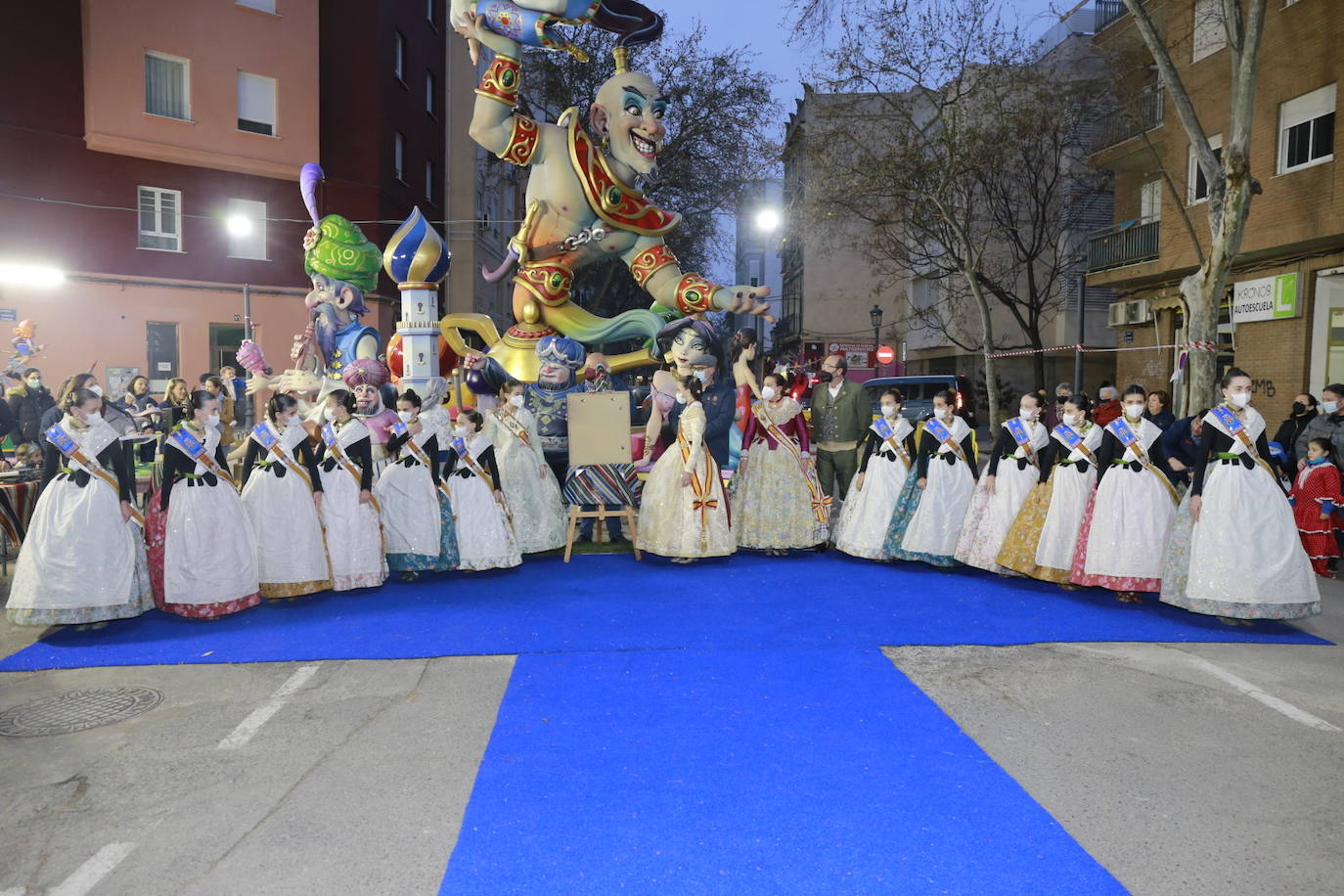 Fotos: Fiesta sorpresa de Barón de Patraix a Luis Herrero