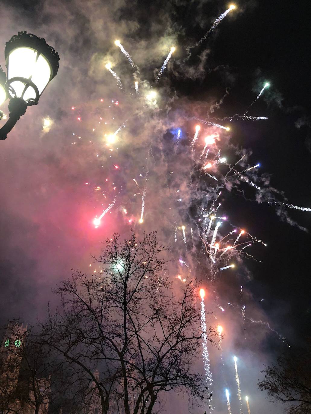 Fotos: Así ha sido la Nit de l&#039; Albà de las Fallas 2022