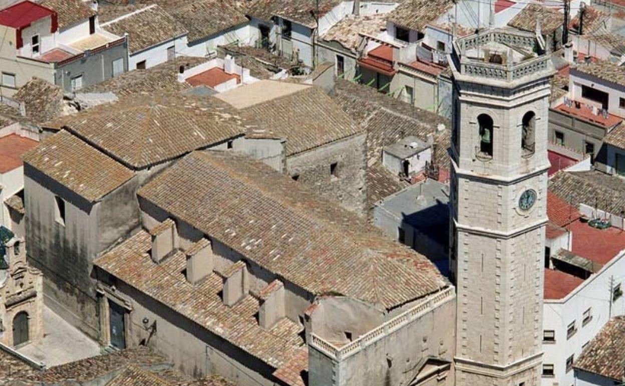 Vista de la iglesia de Santa Caterina Màrtir de Teulada. 