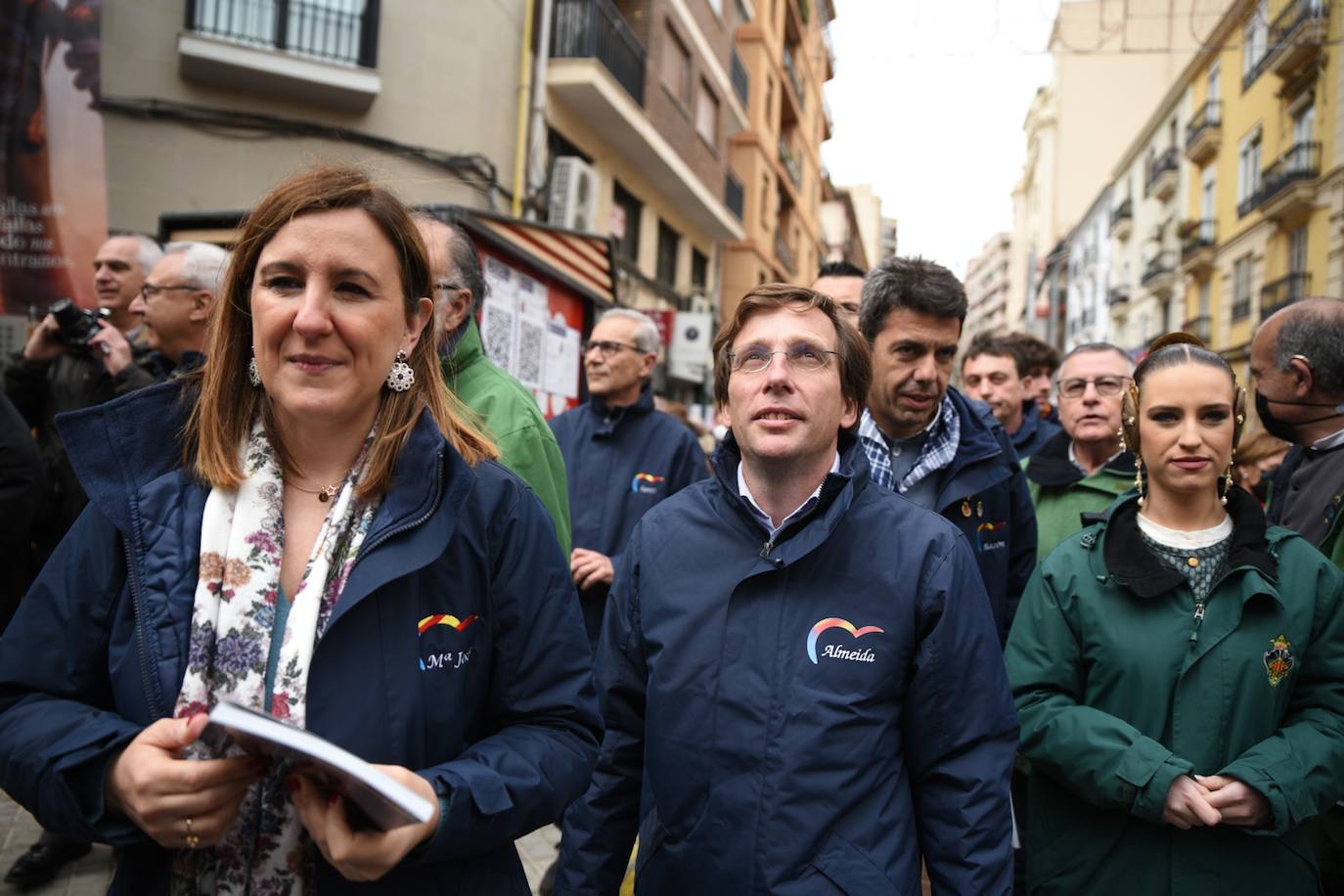 Fotos: Fallas 18 de marzo de 2022: Convento Jerusalén reúne a políticos y caras conocidas