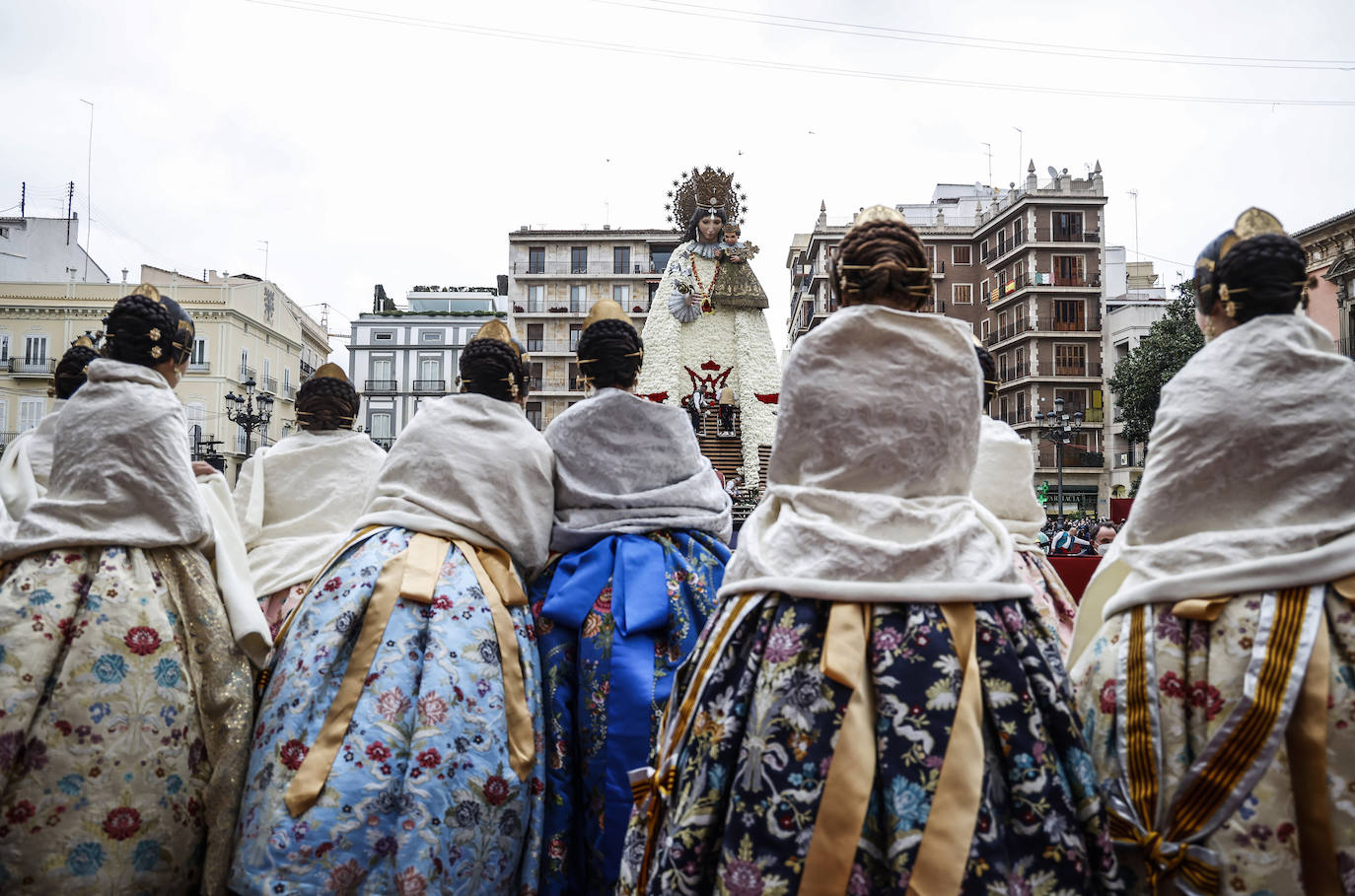 Fotos: Así es el manto de la Mare de Déu para las Fallas 2022