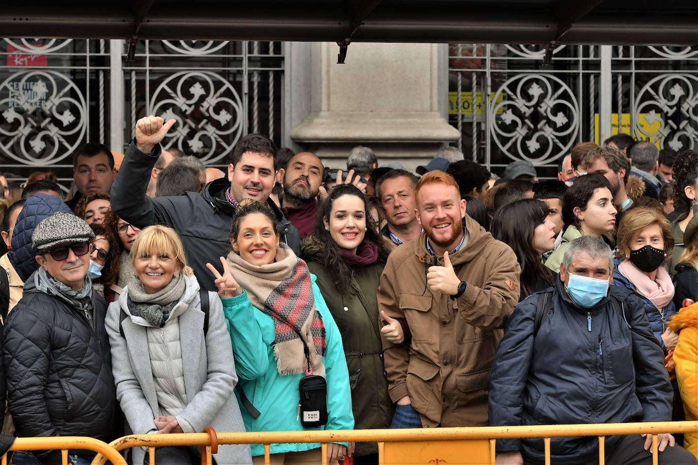 Fotos: Búscate en la mascletà de este sábado 19 de marzo