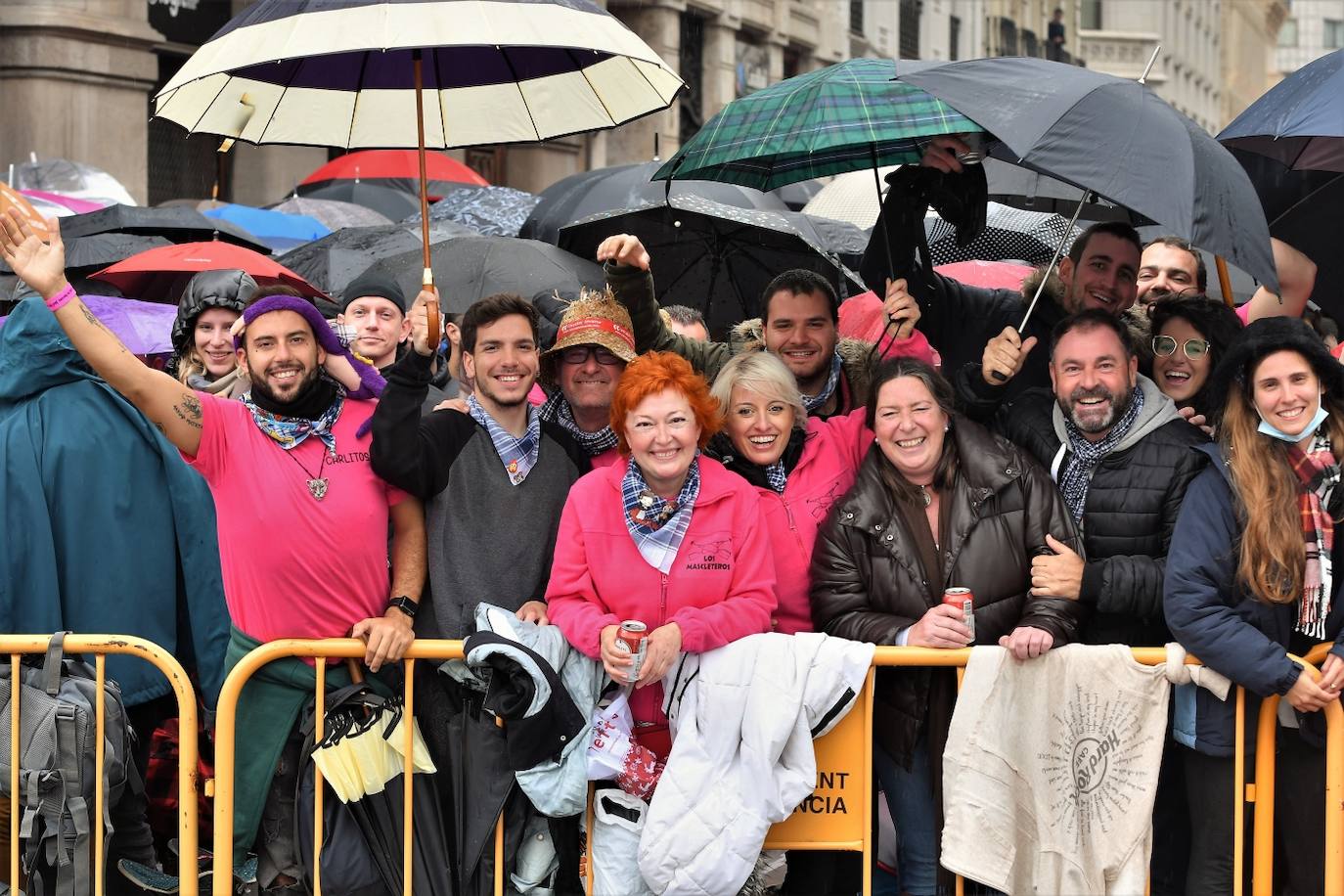 Fotos: Búscate en la mascletà de este sábado 19 de marzo