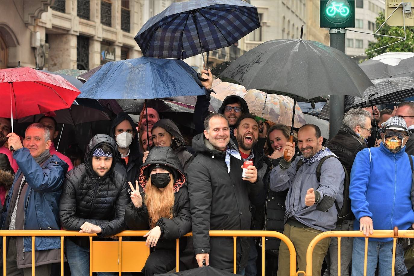 Fotos: Búscate en la mascletà de este sábado 19 de marzo