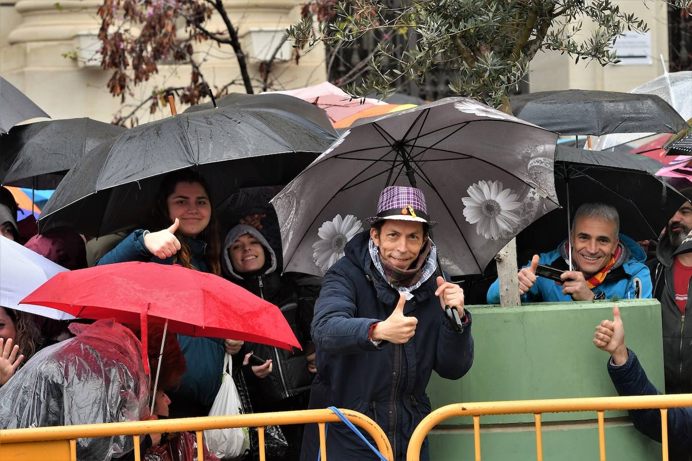 Fotos: Búscate en la mascletà de este sábado 19 de marzo