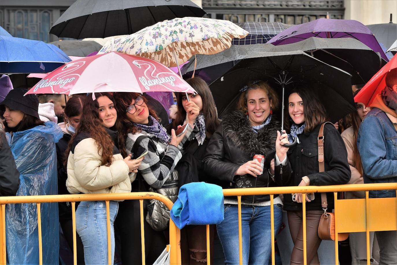 Fotos: Búscate en la mascletà de este sábado 19 de marzo