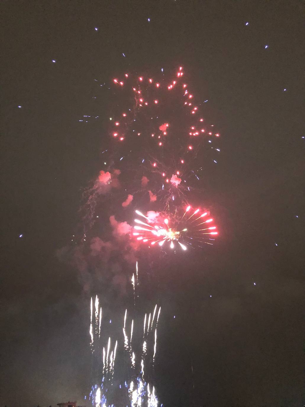 Fotos: La Nit del Foc ilumina el cielo de Valencia