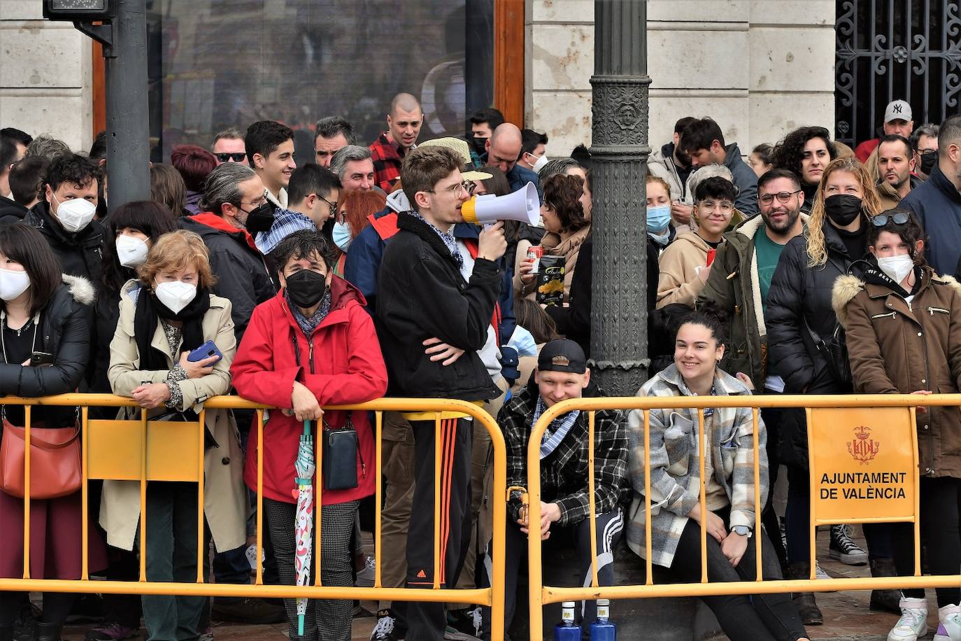 Fotos: Búscate en la mascletà del 20 de marzo en Valencia