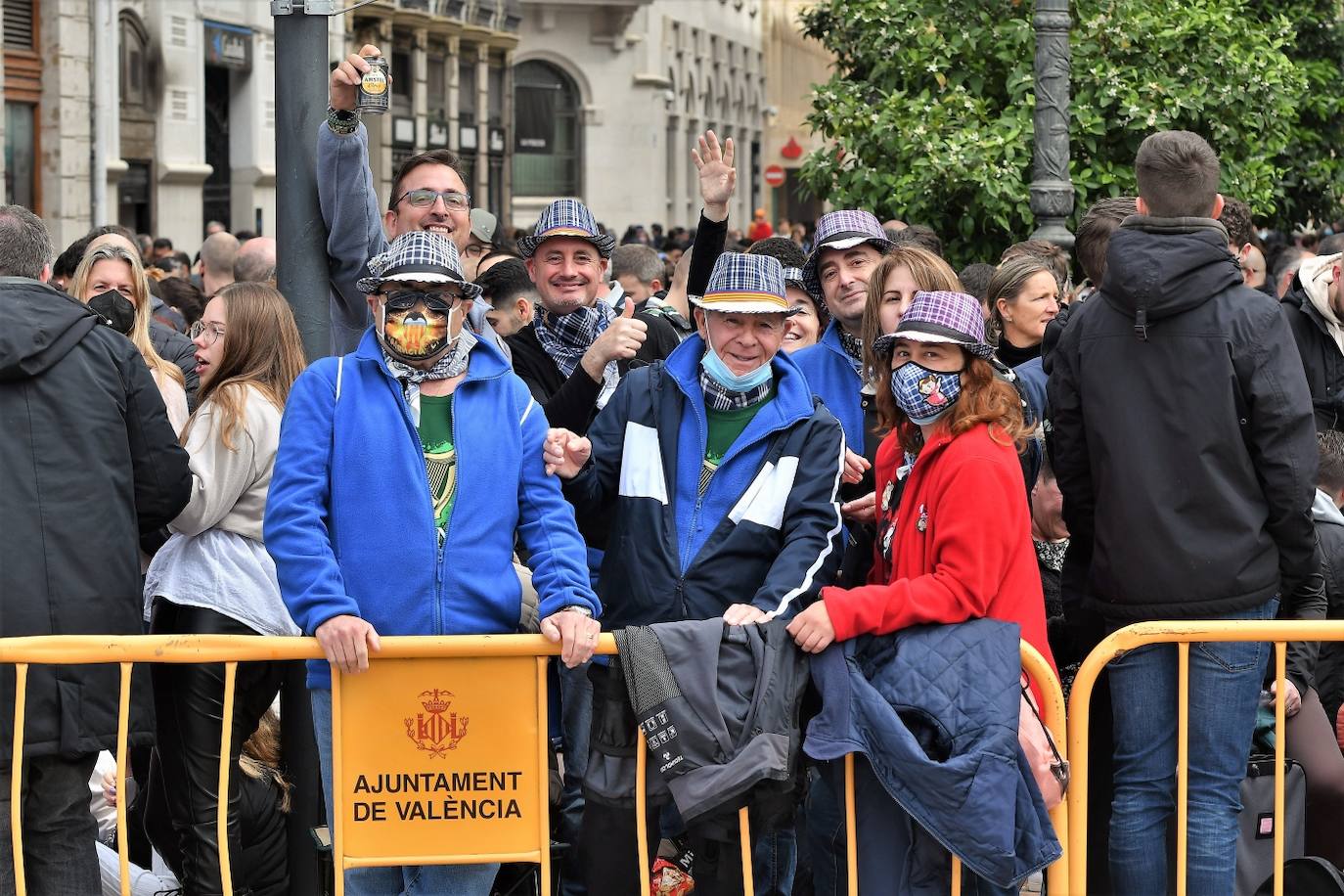 Fotos: Búscate en la mascletà del 20 de marzo en Valencia