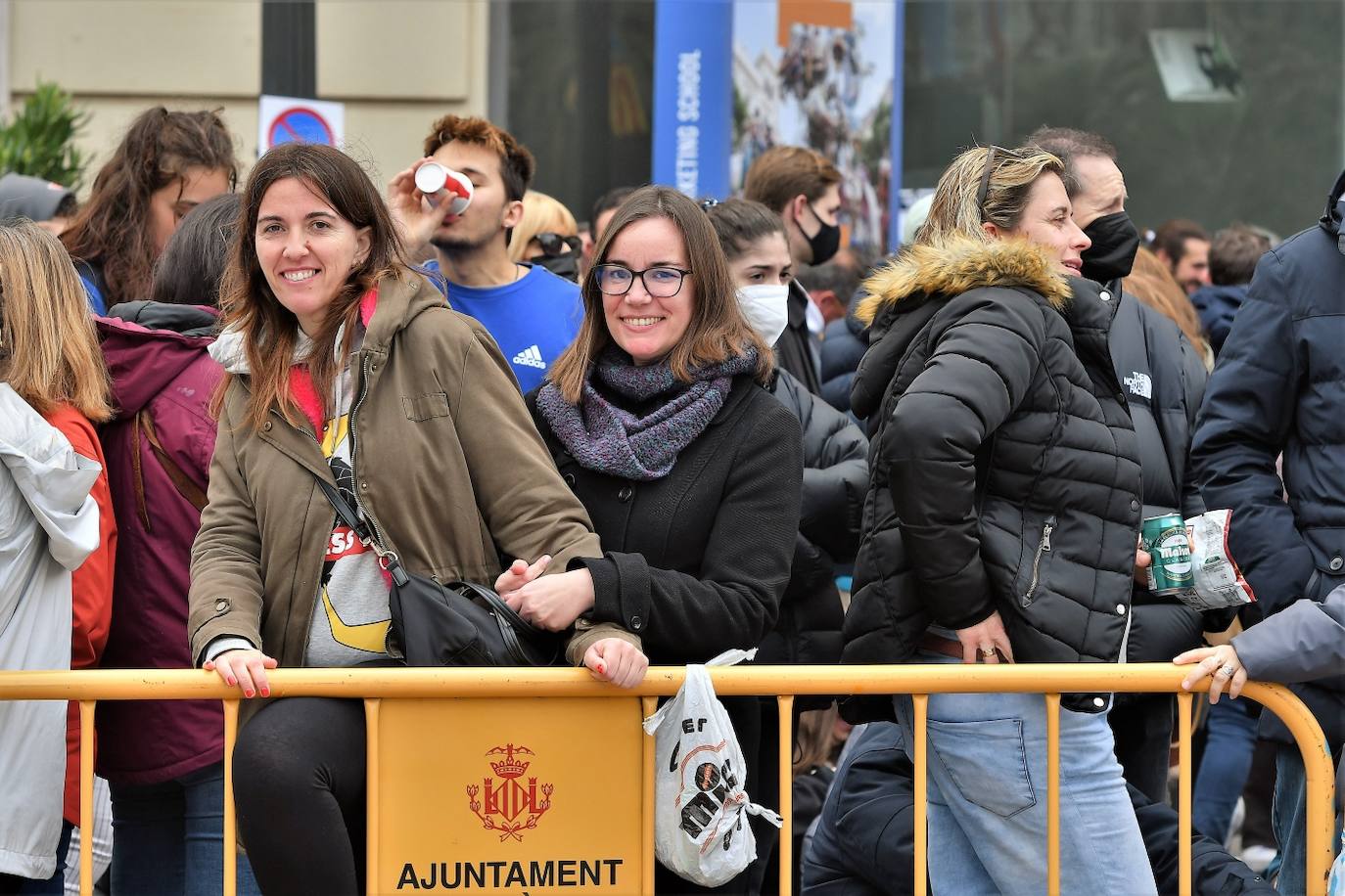 Fotos: Búscate en la mascletà del 20 de marzo en Valencia