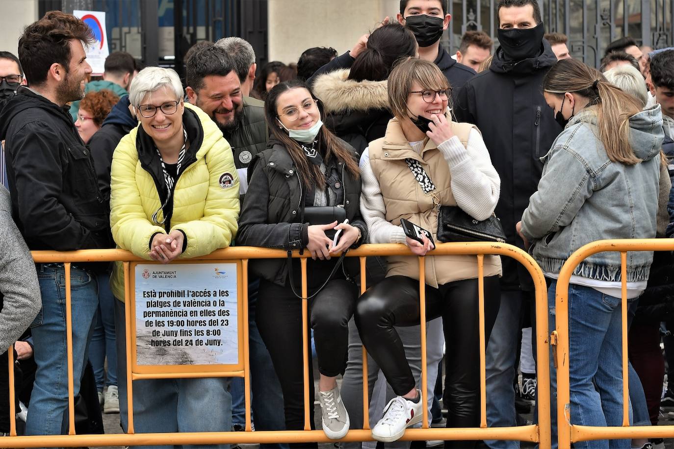 Fotos: Búscate en la mascletà del 20 de marzo en Valencia