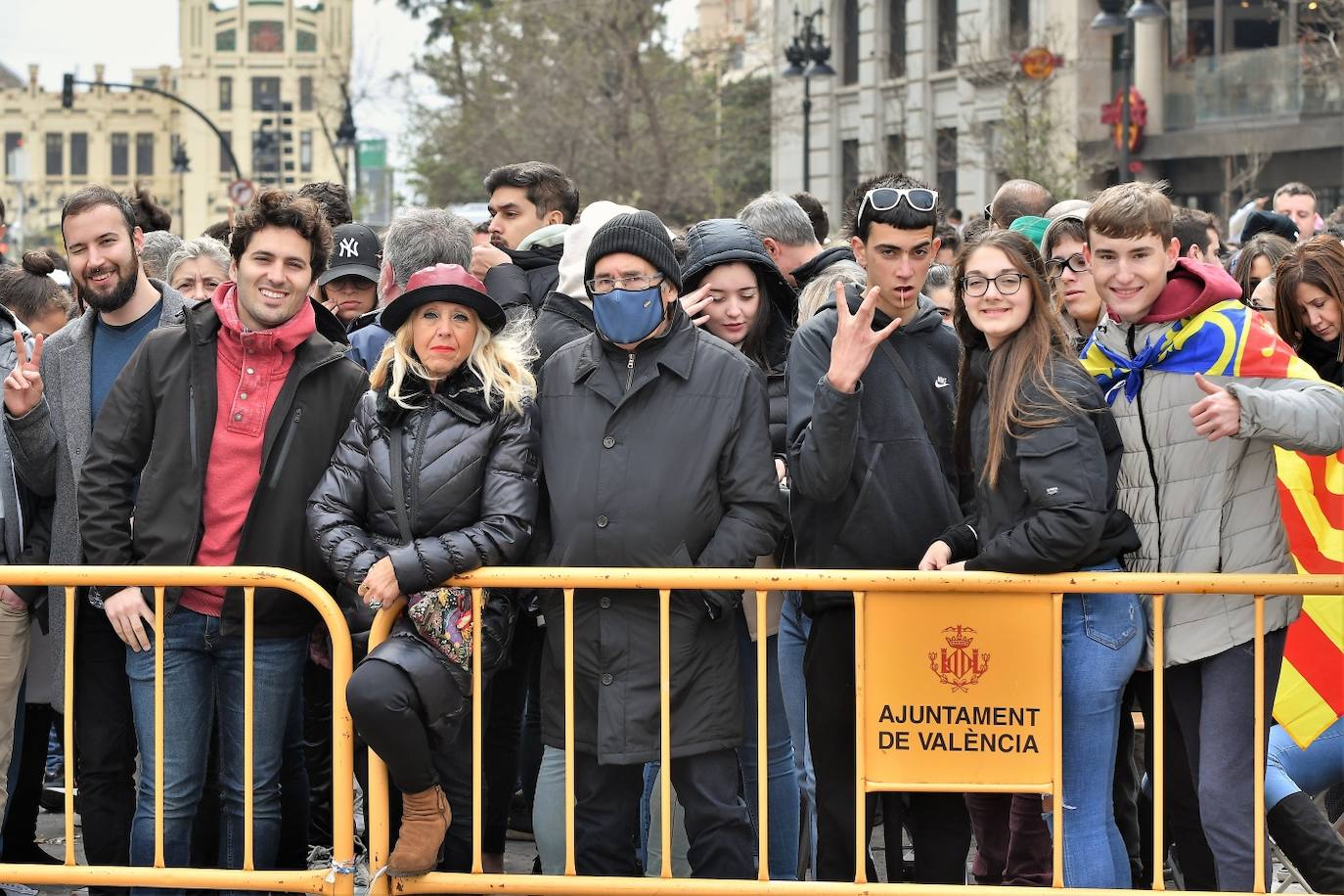 Fotos: Búscate en la mascletà del 20 de marzo en Valencia