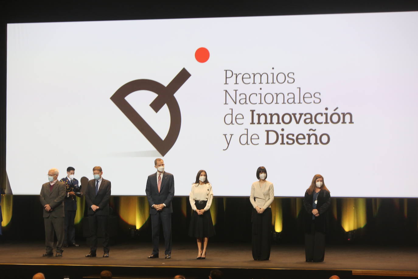 Fotos: Los Reyes entregan los Premios Nacionales de Diseño en Valencia