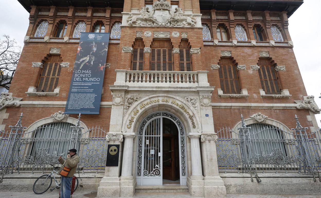 Sede de la Llotgeta en la plaza del Mercado de Valencia, junto a la Lonja y el Mercado Central. 