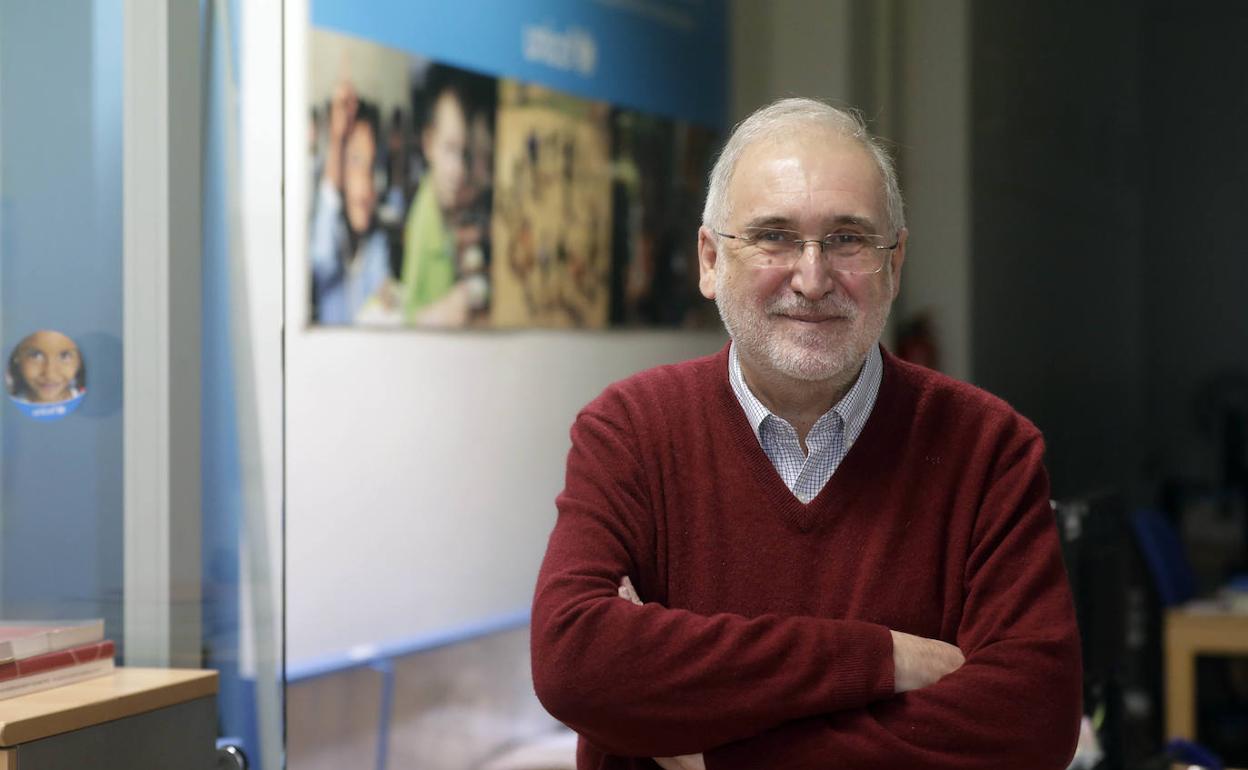 Jorge Cardona en un momento de la entrevista. 