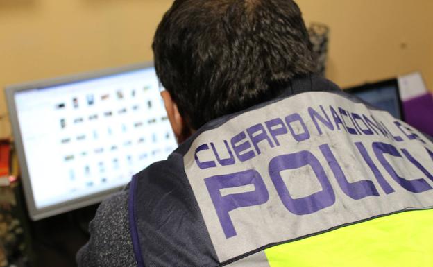 Detenidos dos hombres en Valencia por estafar más de 100.000 mediante técnicas de 'smishing'