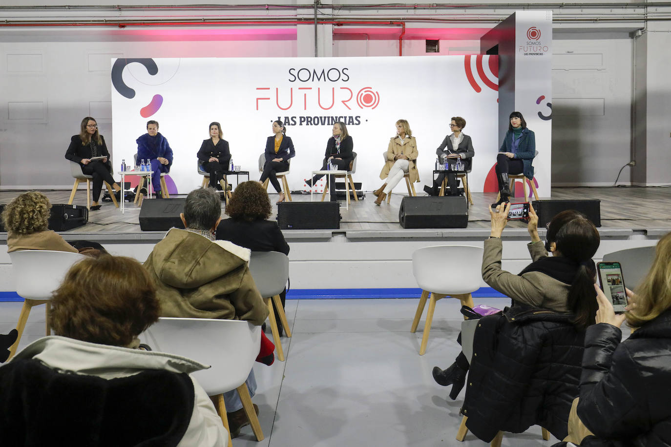 Fotos: Las mujeres construyen el futuro en un debate sobre la igualdad