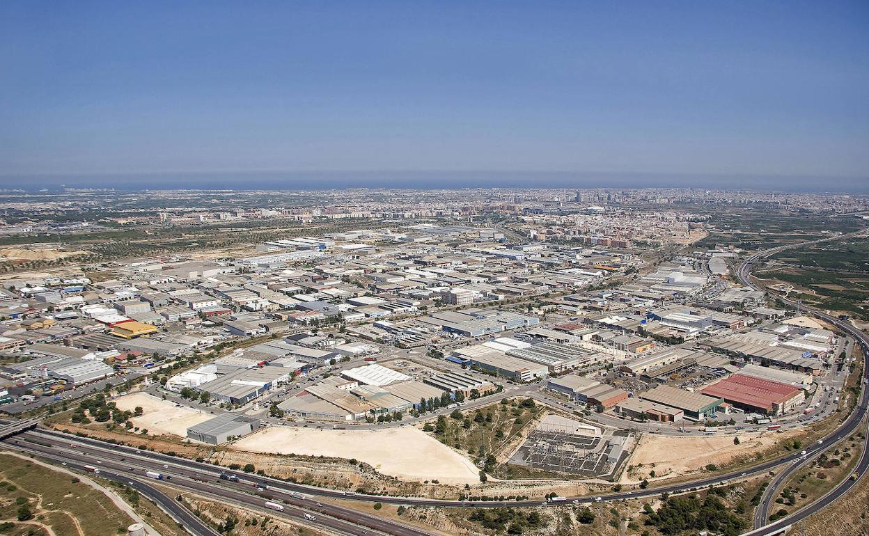 Una vista aérea del polígono industrial Fuente del Jarro. 