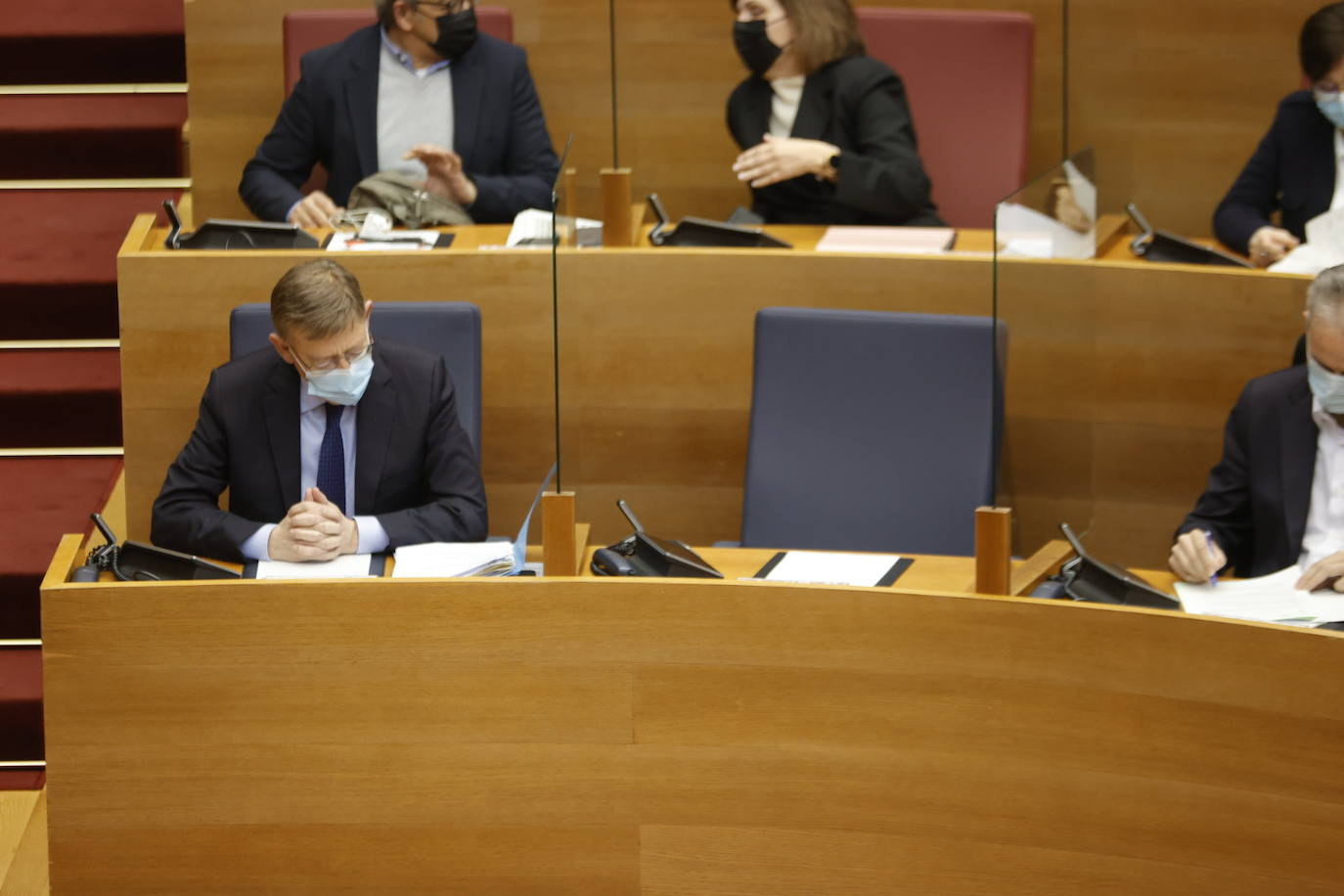 Sesión de control a Puig en Les Corts del 30 de marzo de 2022: El PP atosiga a Puig con la necesidad de bajar impuestos como medida anticrisis. 