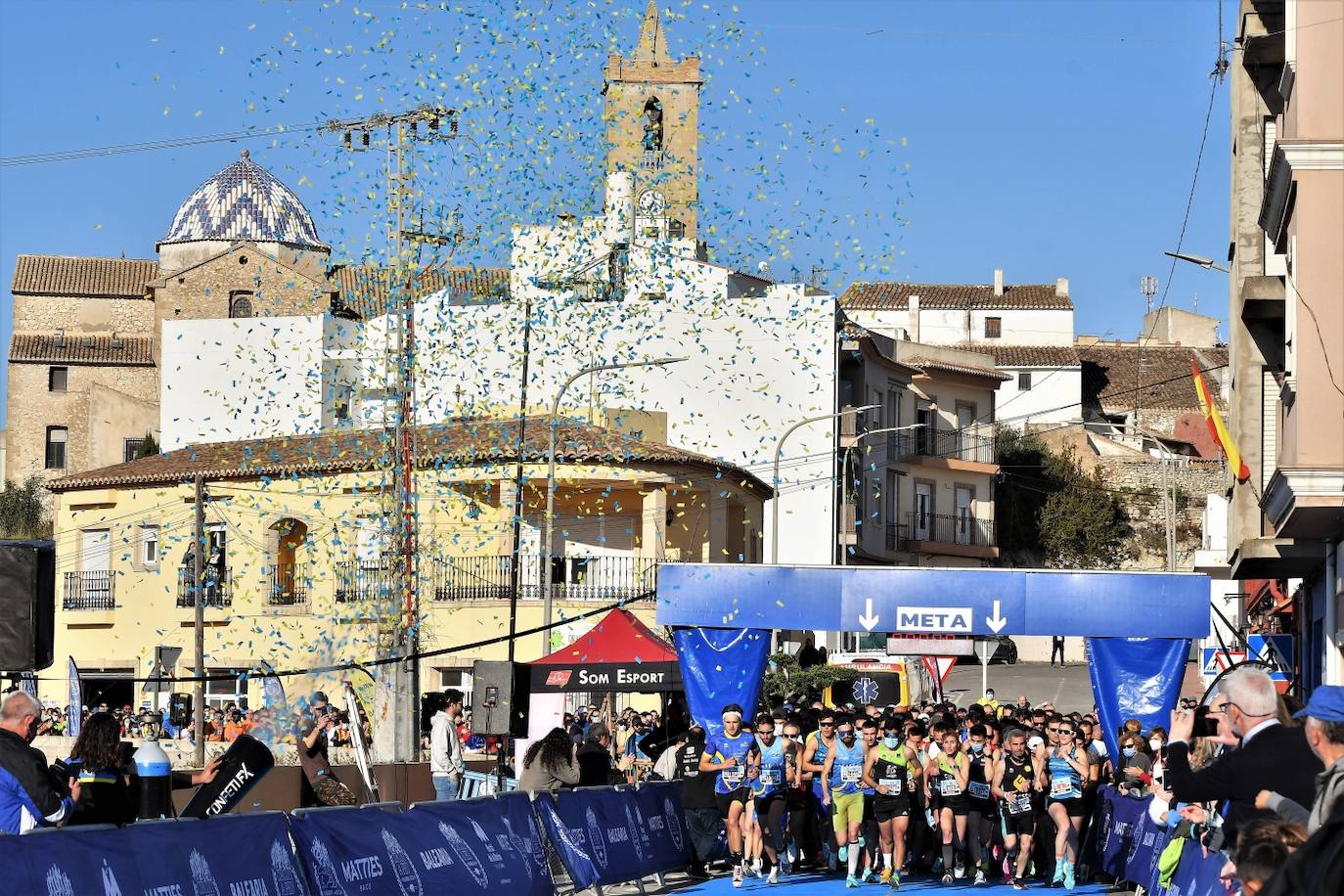 Fotos: Búscate en la 5º Volta a Peu El Poble Nou de Benitatxell