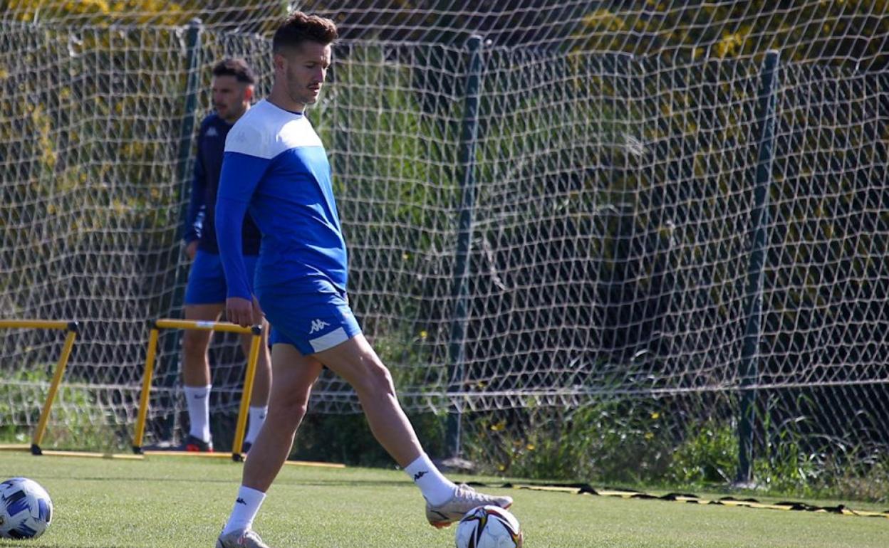 Javi Galán, durante uno de los entrenamientos de la semana. 