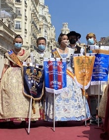 Imagen secundaria 2 - Entrega de premios a Almirante Cadarso, Exposición y El Pilar, en las Fallas de 2021. 